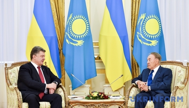 Порошенко і Назарбаєв говорили про нафту та вугілля для України