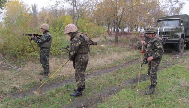 Британці та данці долучилися до розмінування Донбасу