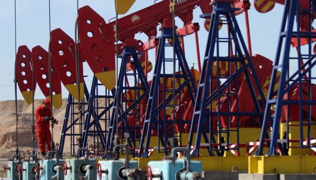 Китайська компанія почала буріння нафтової свердловини завглибшки 9,5 тисячі метрів