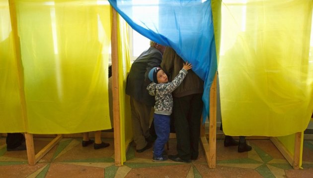 Місцеві вибори: у Запорізькій області відкрилися 29 виборчих дільниць