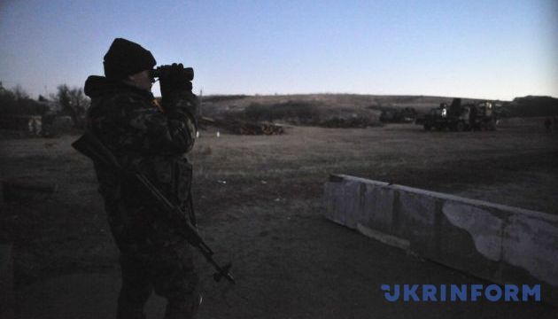 Бойовики відкрили вогонь під Горлівкою, є поранений 