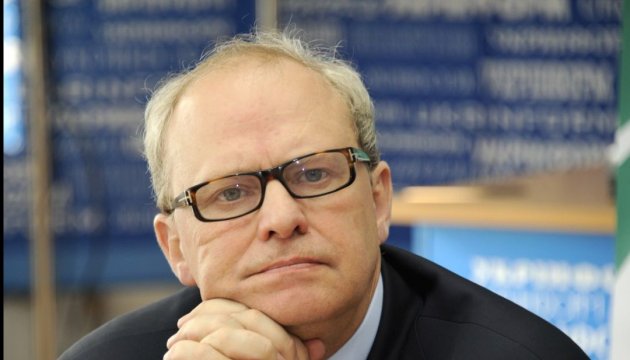 Aslund recommande de mettre fin au contrôle d’oligarques russes sur l’électricité régionale en Ukraine