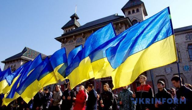 За соборну Україну - більше 70% (дослідження) 