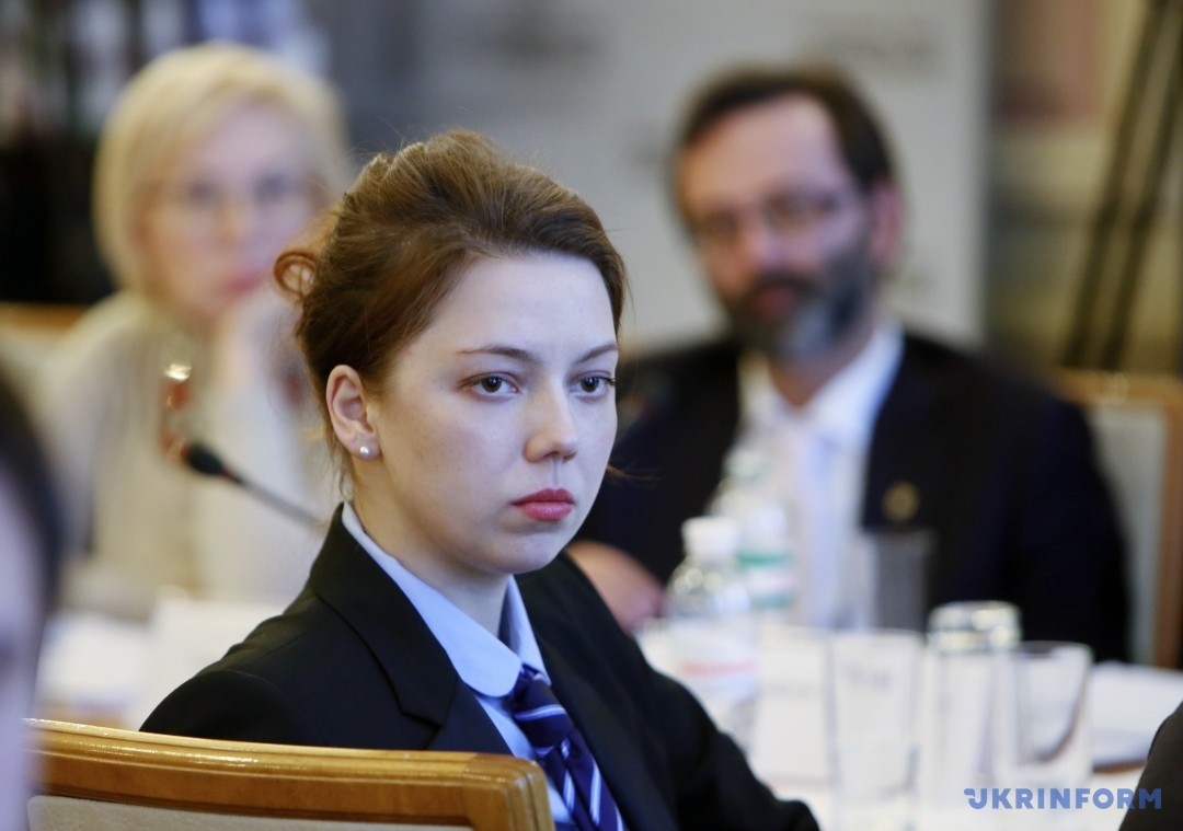Альона Шкрум, член депутатської фракції політичної партії «Всеукраїнське об'єднання «Батьківщина»