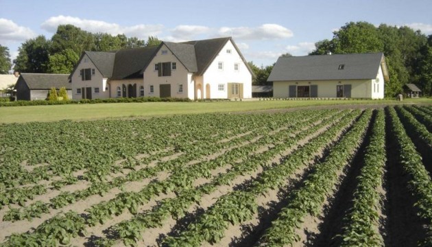 Los agricultores constatan la mejora del clima empresarial agraria de Ucrania