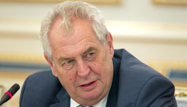 Президент Чехії закликав підтримувати Україну, доки росіяни не підуть геть
