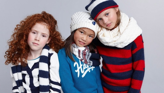 Одяг для дівчаток: на сайті Розетки з'явилася нова колекція від Tommy Hilfiger