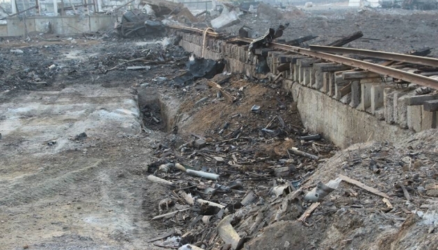 Загарбники намагаються відновити залізничні мости в районі Сватового 