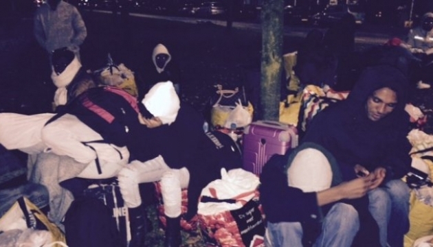 Нічний протест біженців у Гаазі: незадоволені їжею та умовами 