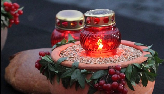 Three-quarters of Ukrainians recognize Holodomor as genocide