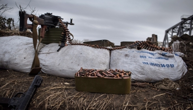 Ніч в АТО: бойовики 50 разів обстріляли українські позиції