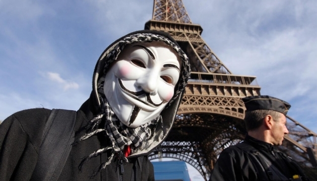 Хакери Anonymous «поклали» урядовий сайт Чечні