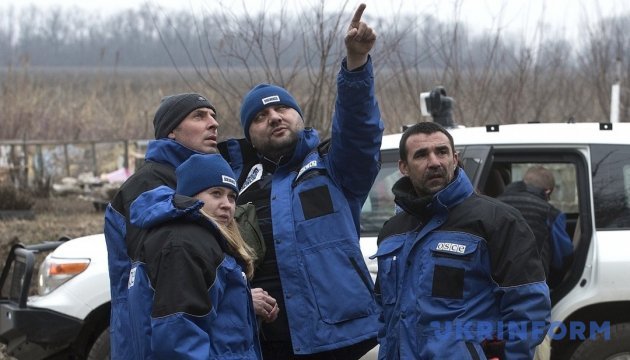 OSZE zählt mehr als 570 Explosionen im Donezker Gebiet
