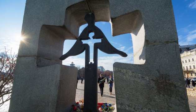 Канадський федеральний міністр вшанувала жертв Голодомору