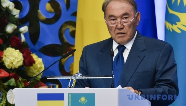 Президент Казахстану розпустив парламент