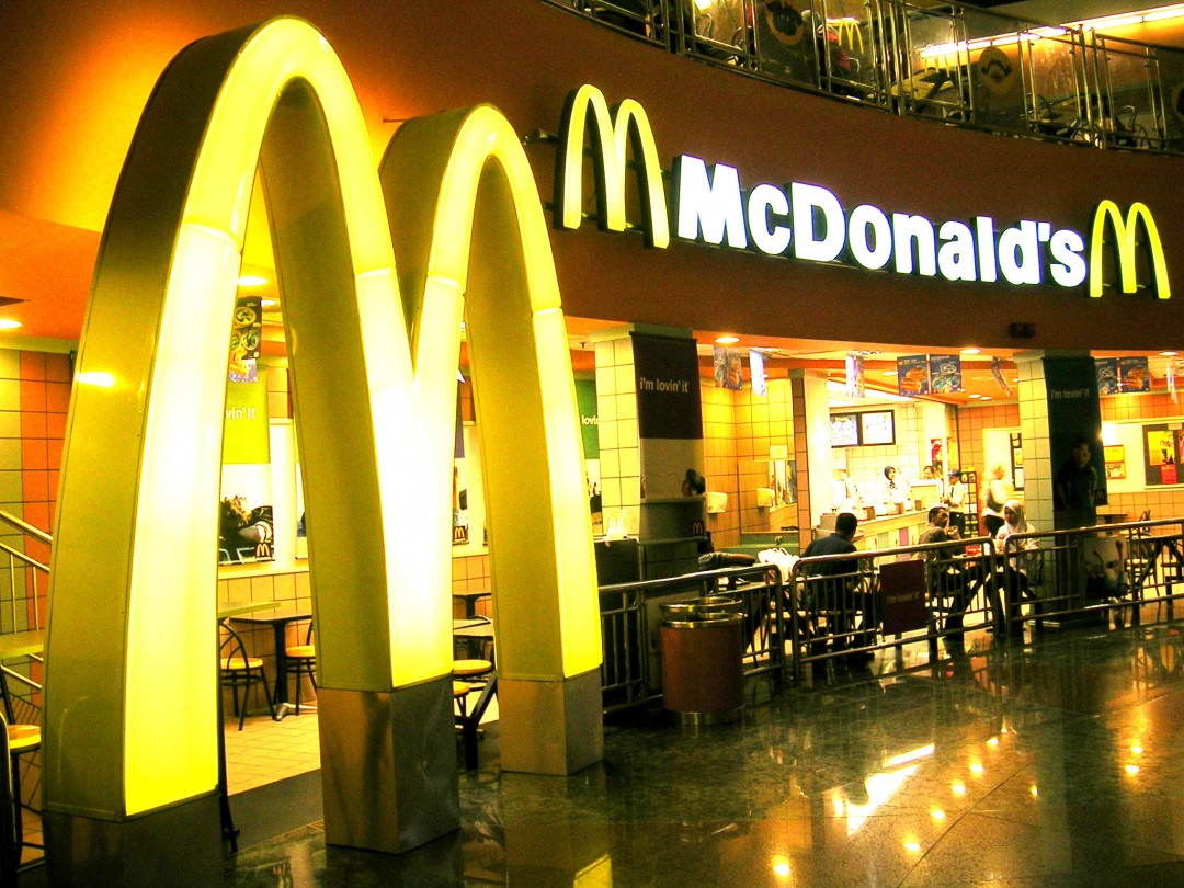 McDonald’s враховує платіжні можливості споживача, а облгази ні