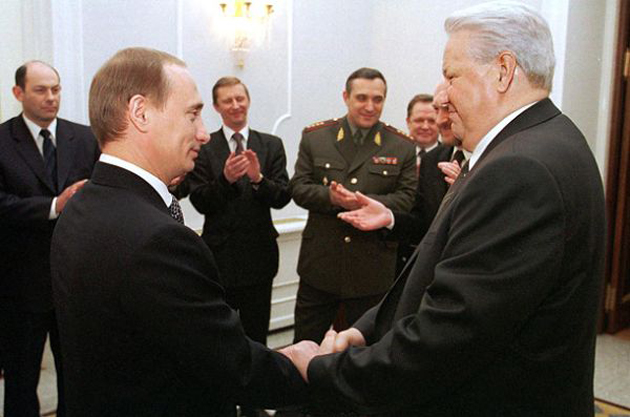 Путин и Ельцин Фото: https://inforesist.org