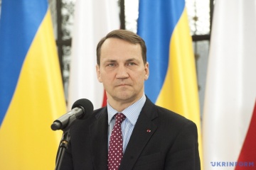 Neuer polnischer Außenminister in Kyjiw eingetroffen