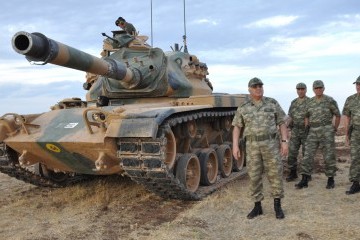 Турция готовится перебросить военных на базу в Катаре