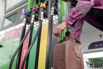 Трамп і путін не вплинули: що насправді обвалило ціну на нафту