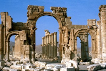 Сирийская армия разминирует Пальмиру