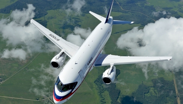 Уряд Латвії заборонив airBaltic купувати російські SuperJet