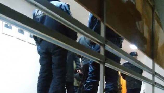 Активісти зайняли міськвиконком у Кривому Розі - Семенченко