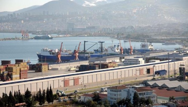 У Туреччині затримали 4 російських кораблі – ЗМІ