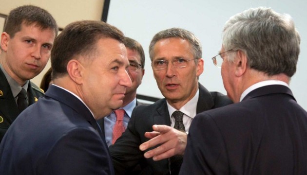 Poltorak, Stoltenberg to discuss situation in eastern Ukraine and Defense Ministry reforms in Brussels on Tue