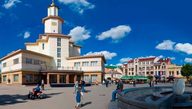 Івано-Франківськ розриває угоди про партнерство з двома російськими містами