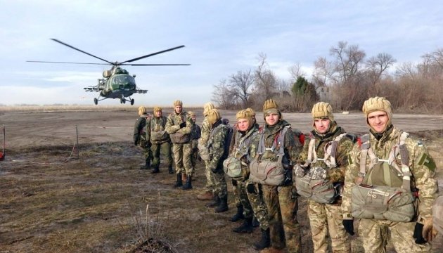 Зеленський — десантникам: Ви перші там, де найважче