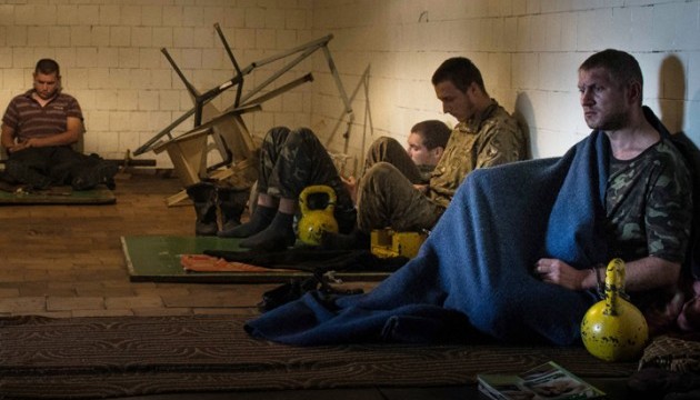 Бойовики катують у неволі українських військових - Тандіт