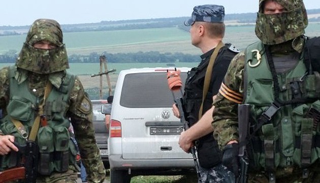 Російського полковника піймали на кордоні з Донбасом на краденому джипі