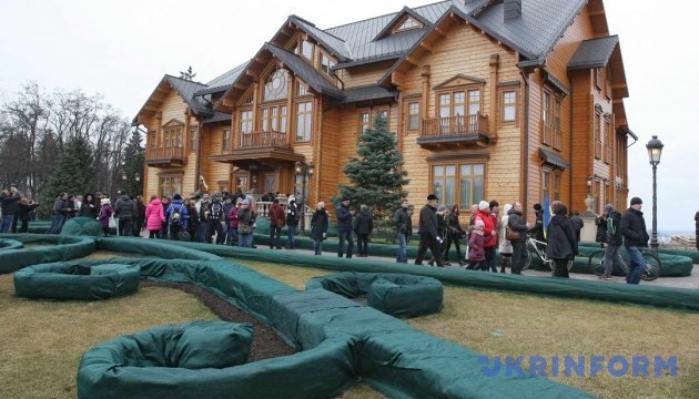 Правоохоронці виявили найбільший архів Януковича - Яценюк