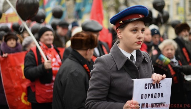 «Світська» історія хрещення Русі, безхребетність гітлерівських генералів і дурниця про «першу столицю України»