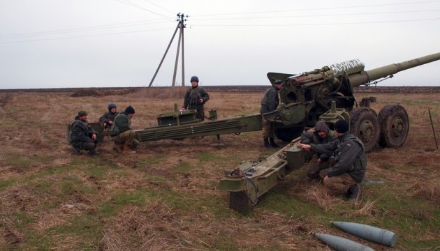 Українська артилерія в зоні АТО відпрацьовує злагодженість дій