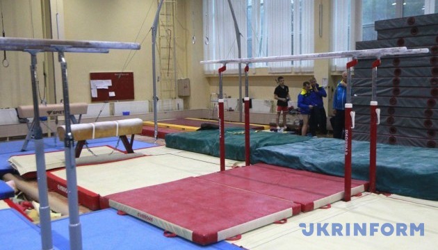Українські олімпійці отримали нове спортивне обладнання
