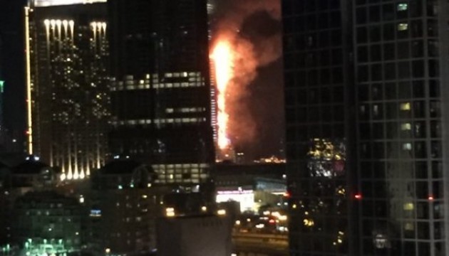МЗС: Серед постраждалих у пожежі готелю в Дубаї українців немає