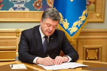 Poroschenko setzt „Rentenänderungen“ in Kraft