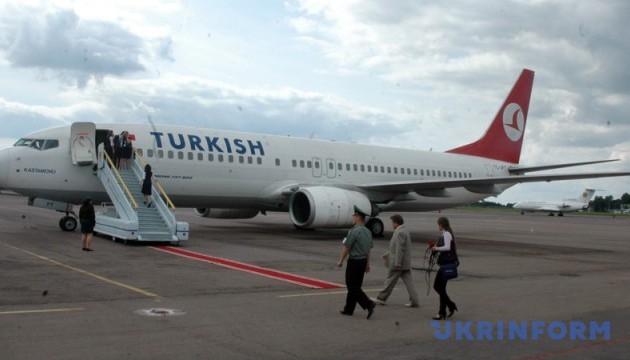 Турецькі авіакомпанії припинили польоти в Росію