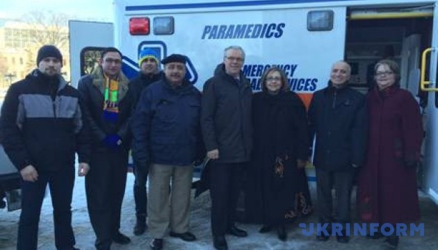 Канада передасть Україні ще чотири авто швидкої допомоги