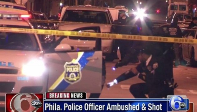 У Філадельфії нападник розстріляв поліцейського в ім'я 