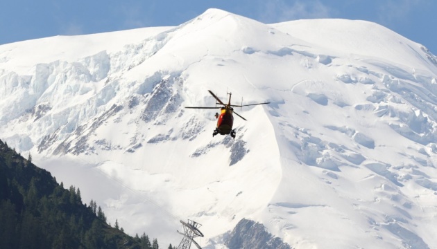 Residents of Ukrainian Carpathians warned of avalanche risk as thaw starts