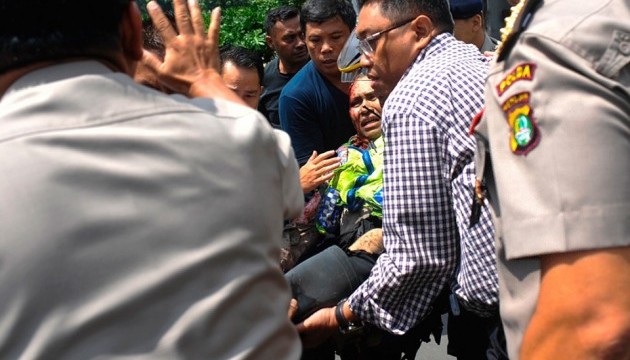 Теракт у Джакарті: жертв вже 17