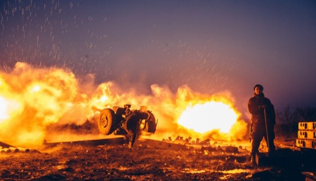 АТО: артилерія бойовиків накрила Лебединське та Солодке
