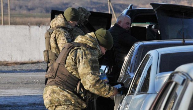 Les combattants pro-russes ont tiré sur le point de contrôle « Mayorsk »