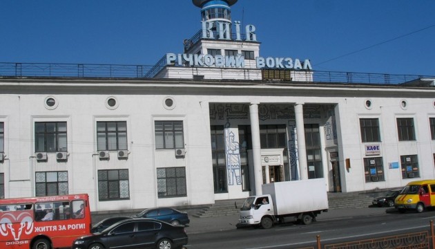 Київський річковий вокзал опинився в руках Бродського й Шуфрича - ЗМІ