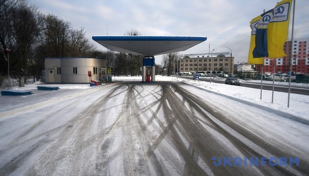 Бензин А-95 на Київщині подешевшав в середньому на 5 копійок - до 30,39 гривні 
