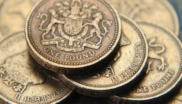 Британський фунт продовжує падіння