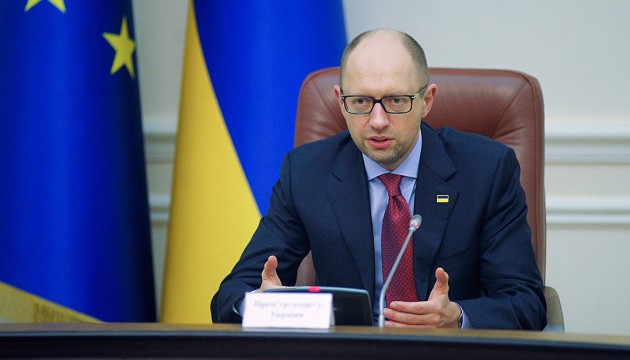 Yatsenyuk promises to meet with Radical Party and Poroshenko Bloc